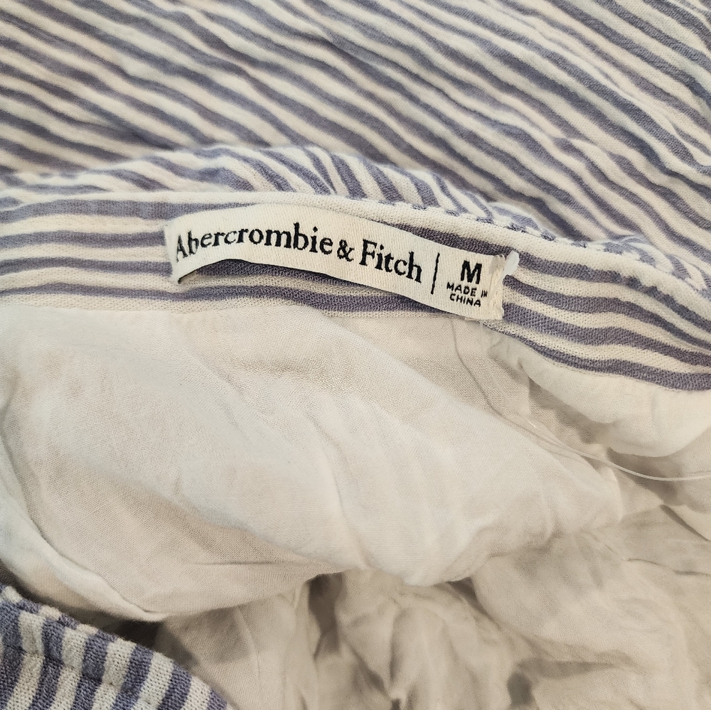 Abercrombie and Fitch striped side zip skirt - Picture 4 of 5
